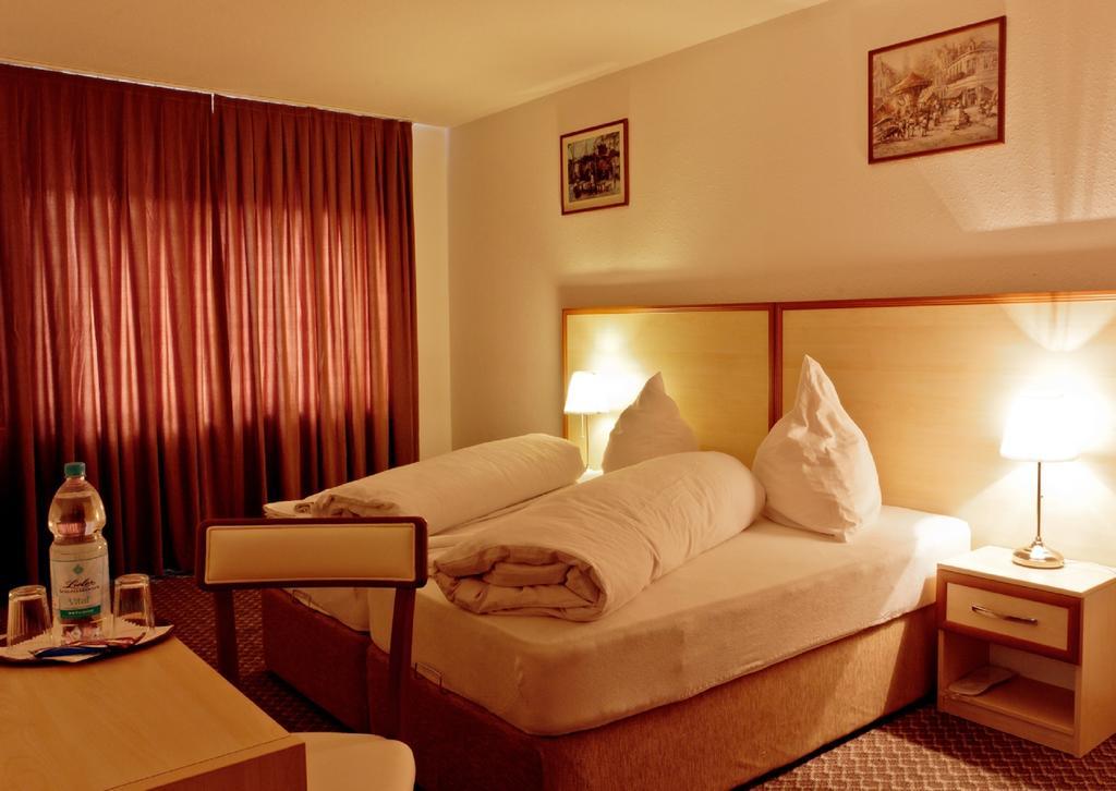 Hotel Ganita Вайль-на-Рейне Номер фото